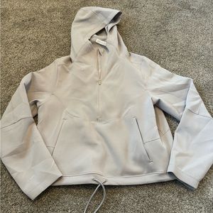 Lululemon cropped sweatshirt.lilac color